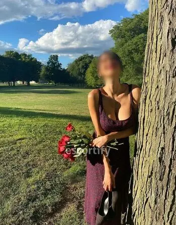 View Monica, Auckland Escort | Tel: 0223902991