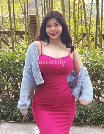 View Victoria, South Island Escort | Tel: +64 21 149 4857