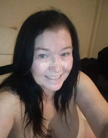 View Sapphire - Sexy Euro Kiwi, Auckland Escort | Tel: 0204358608