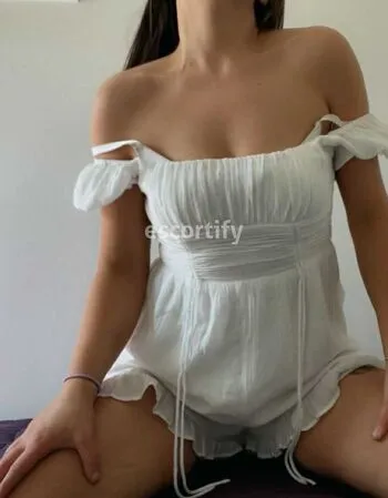 View Erika, Auckland Escort | Tel: 02040019223