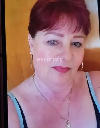 View CARA (Sexy Bombshell), Central Nth Island Escort | Tel: 0272385125