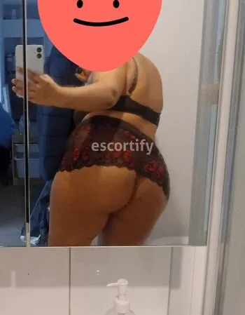 View Chubbgal _ outwest, Auckland Escort | Tel: 02102294386