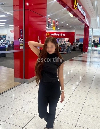 View Freya, Auckland Escort | Tel: 0204549538