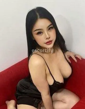 View Sarah, Christchurch Escort | Tel: 0284720810