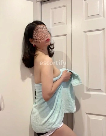 View Anmi, Auckland Escort | Tel: 0204541787