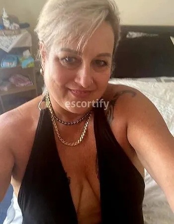 View Sweet Kitty AKA Maverick, Auckland Escort | Tel: 021 0233 4096