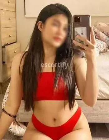 View Alli, Christchurch Escort | Tel: 0284735166