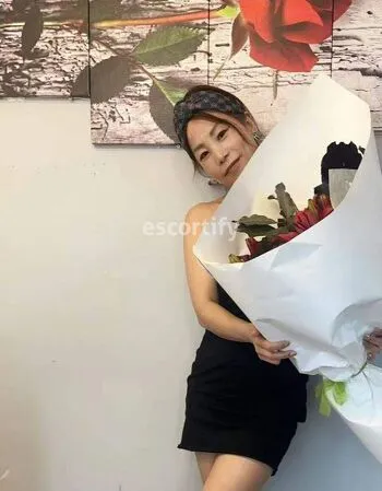 View Candy, Auckland Escort | Tel: 0284312816
