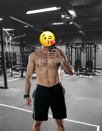 View Leo Alessandro, Males Escort | Tel: 0225551073