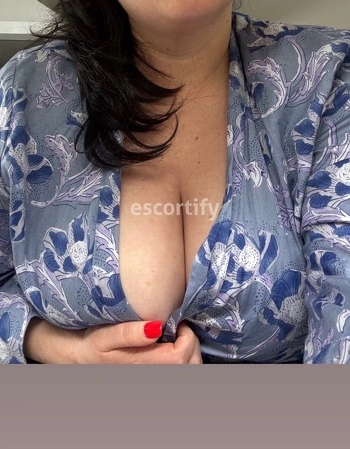 View Tyla, Auckland Escort | Tel: 0211748762