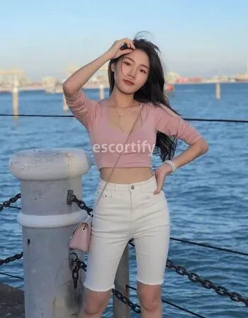 View mia, Auckland Escort | Tel: 0220937611